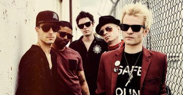 sum-41-band-photo-2016-featured